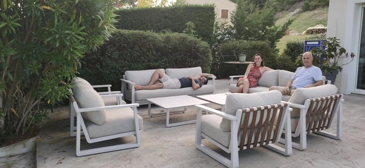 La Villa Moursoise 4 Etoiles Kültér fotó