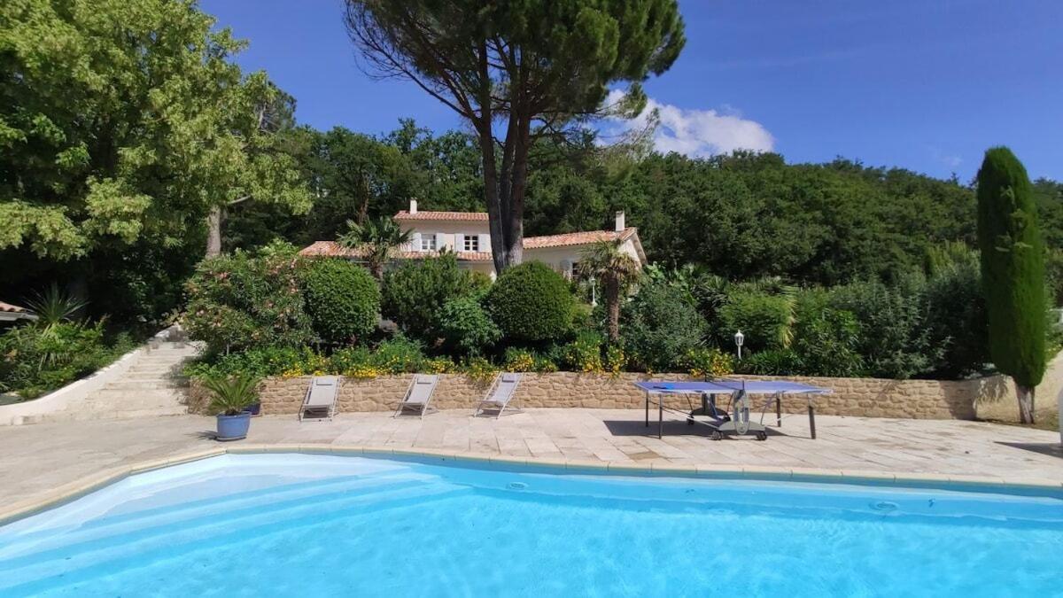 La Villa Moursoise 4 Etoiles Kültér fotó