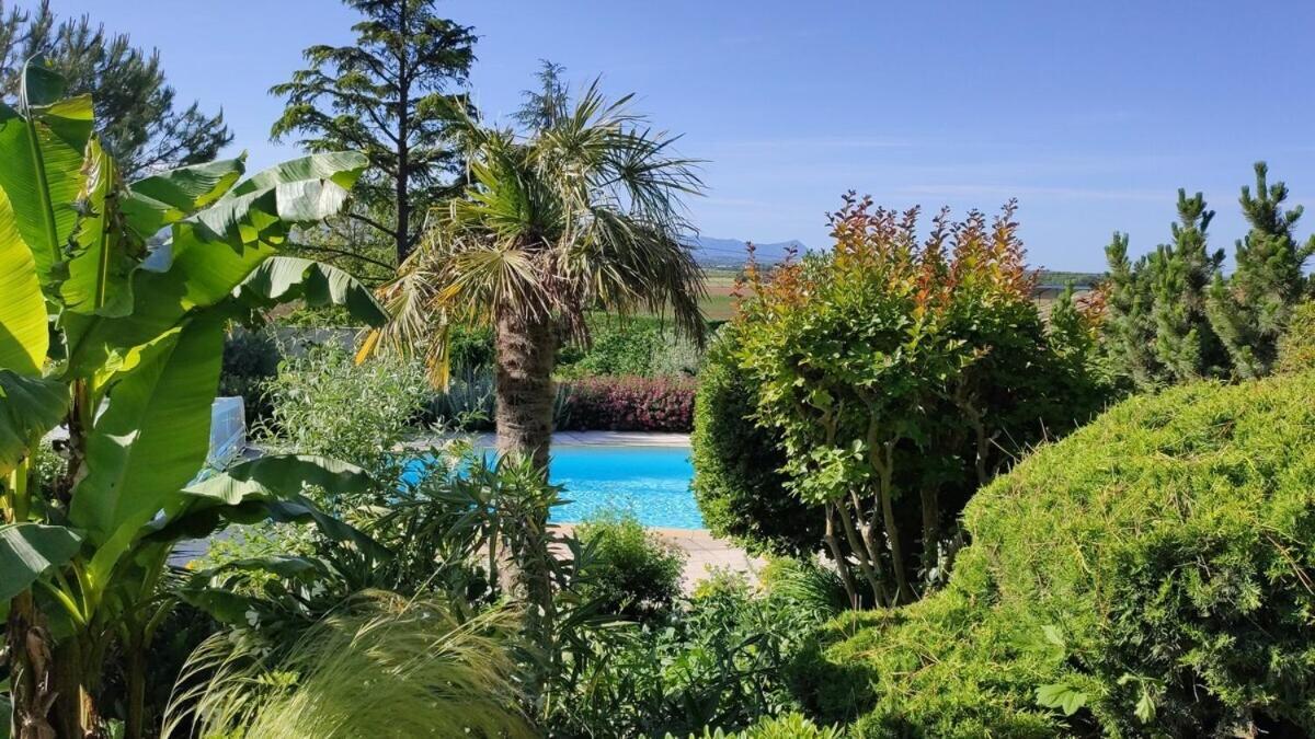La Villa Moursoise 4 Etoiles Kültér fotó