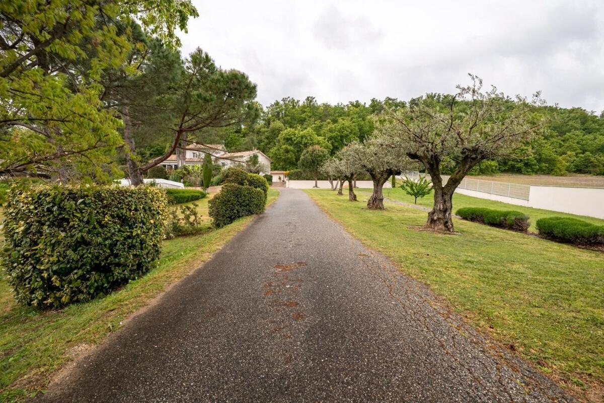 La Villa Moursoise 4 Etoiles Kültér fotó