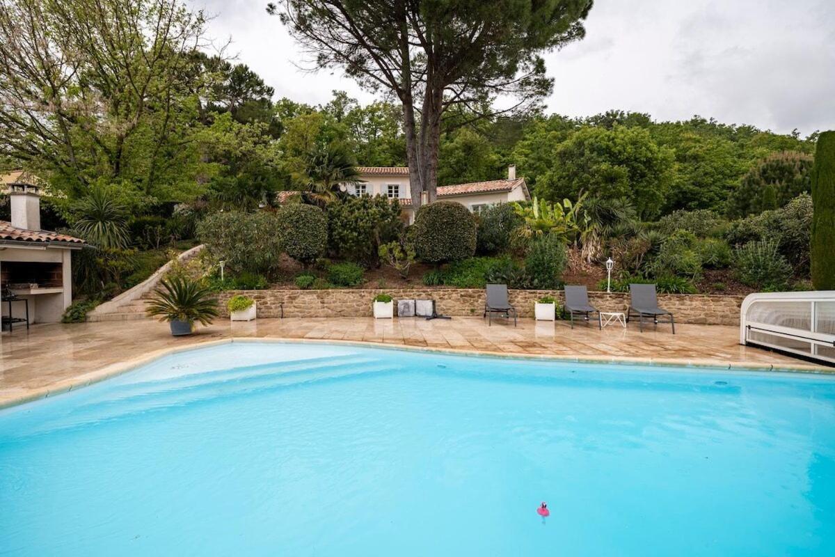 La Villa Moursoise 4 Etoiles Kültér fotó