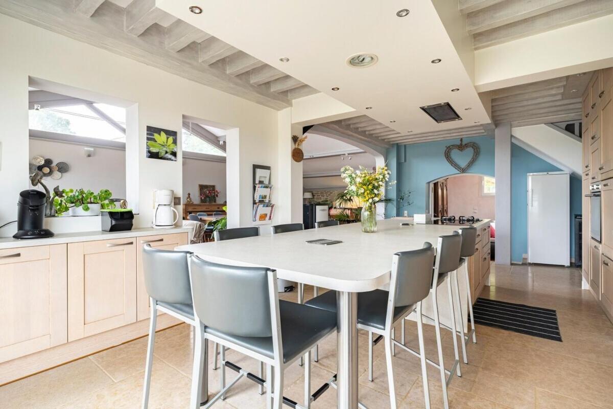 La Villa Moursoise 4 Etoiles Kültér fotó