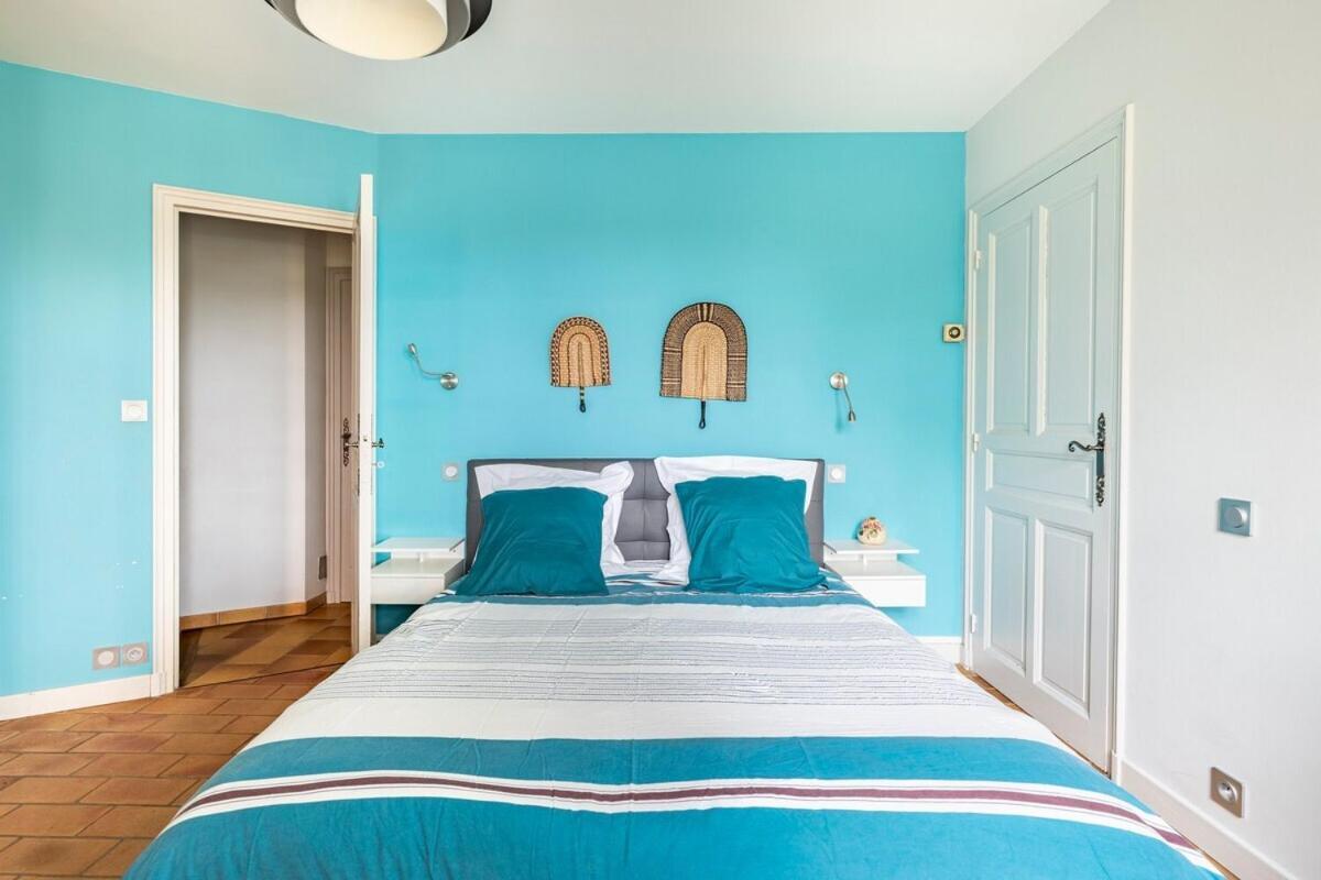 La Villa Moursoise 4 Etoiles Kültér fotó