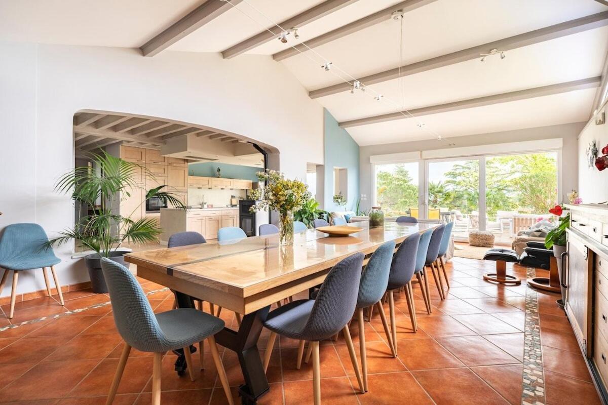 La Villa Moursoise 4 Etoiles Kültér fotó